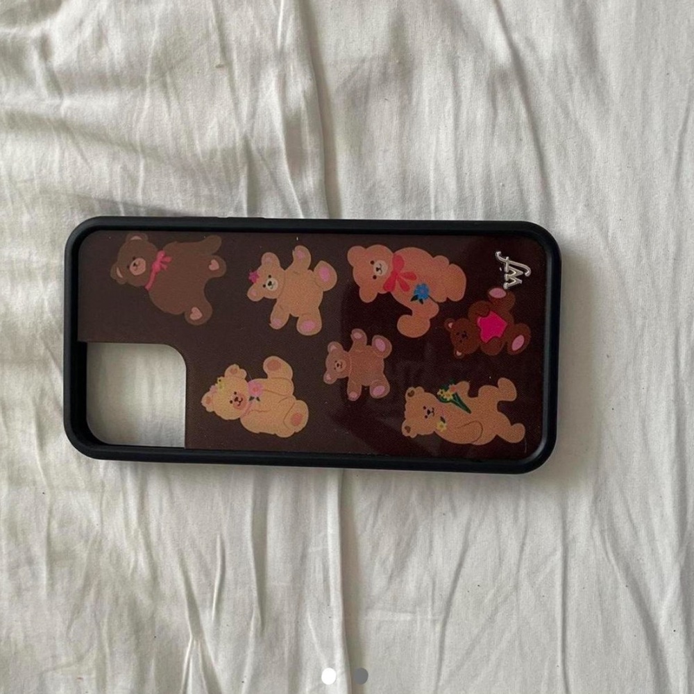 Wildflower iPhone 12/12 pro beary cute case
